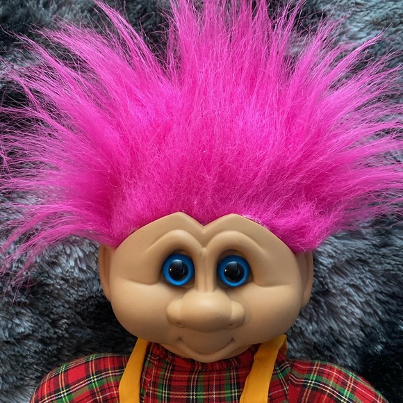 Large Vintage 1992 Ganz Trolls Doll- 15 Inches
High- Great Condition - Picture 8 of 16